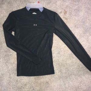 Under armor black skintight shirt